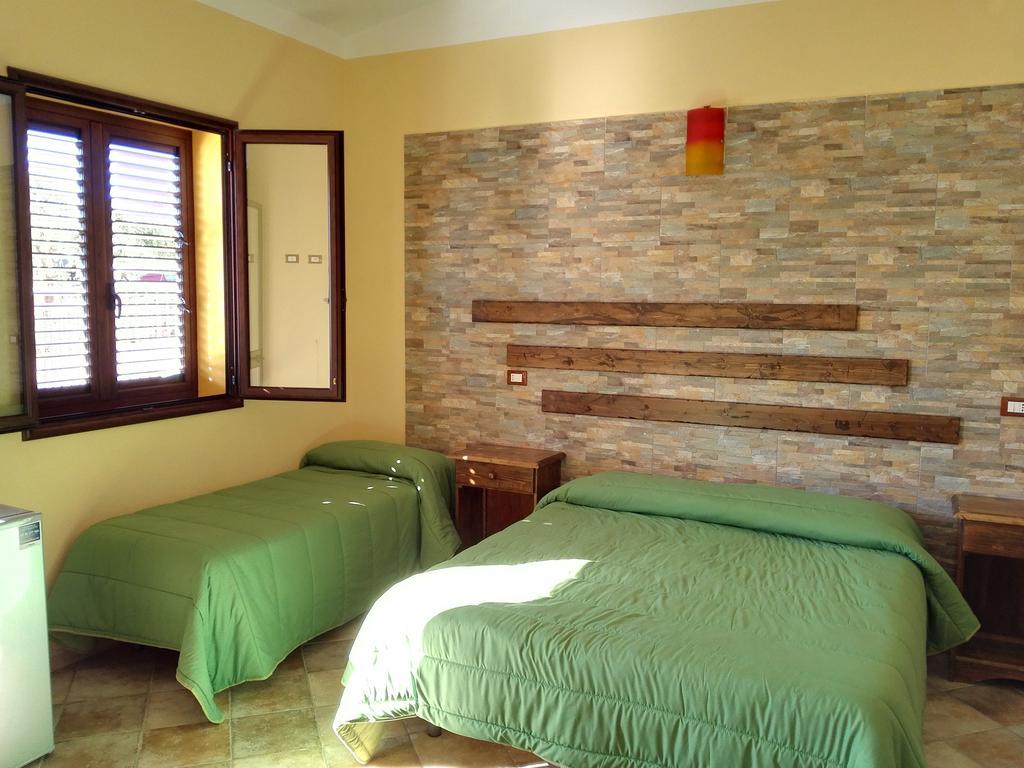 Agriturismo La Targa Buonfornello الغرفة الصورة